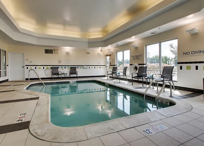 Fairfield & By Marriott Starved Rock Area Hotel 3*
