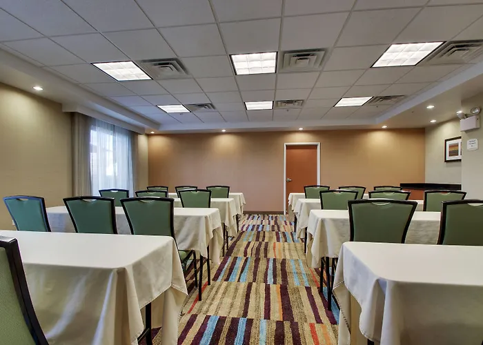 Fairfield & By Marriott Starved Rock Area 3* Ottawa