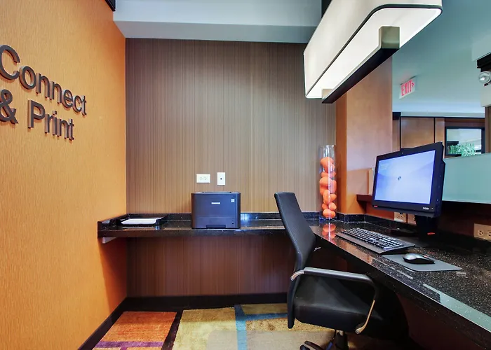 Fairfield & By Marriott Starved Rock Area 3*
