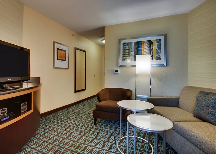 Fairfield & By Marriott Starved Rock Area Hotel